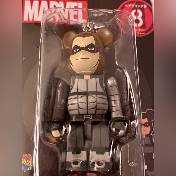 Marvel Kuji (lottery) - Avengers #8, 100% size Bearbrick figure sold in Japan. - Picture 2 of 2